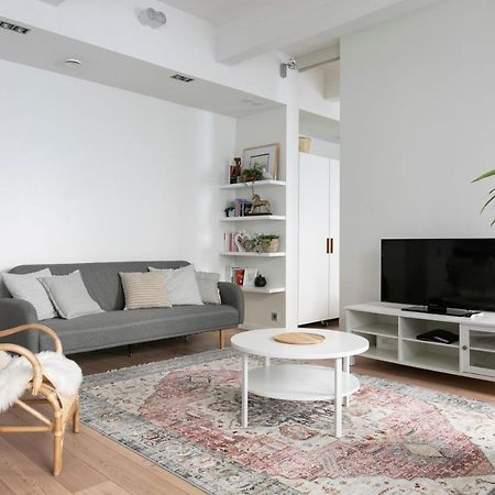 2Ndhomes Loft Apartment With Spa & Balcony By The White Church Helsinki Exterior photo